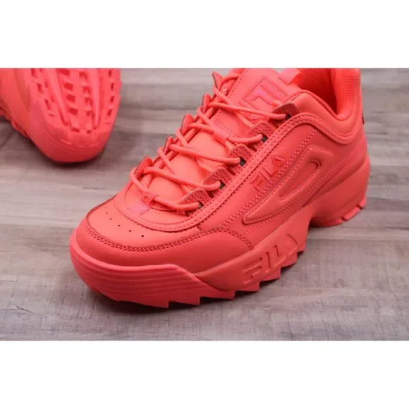 Red Fila Sneakers Size 9 - Picture 7 of 11